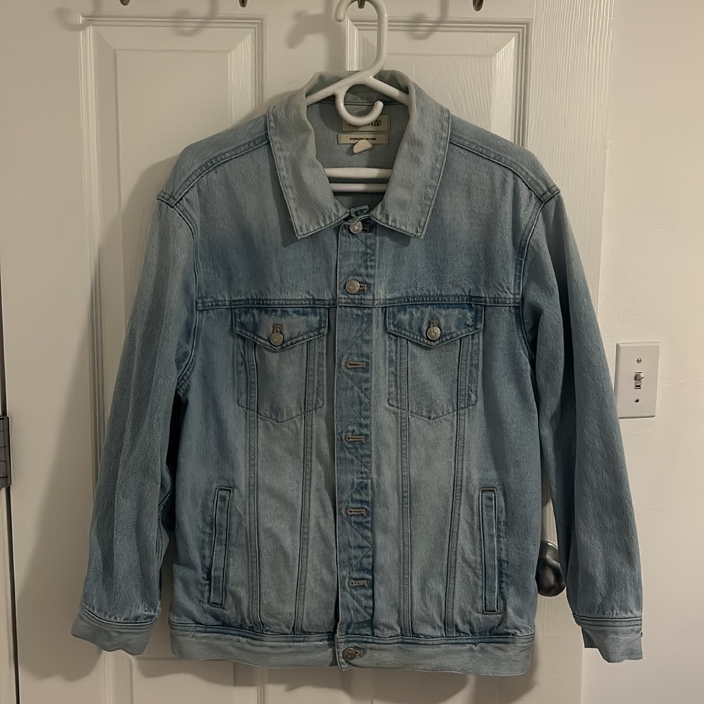 The Oversized Trucker Jean Jacket in Whitmore Wash